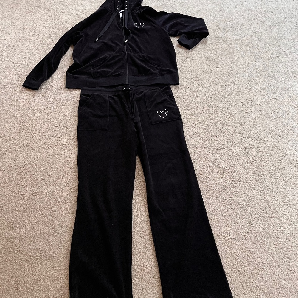 Disney lounge suit
